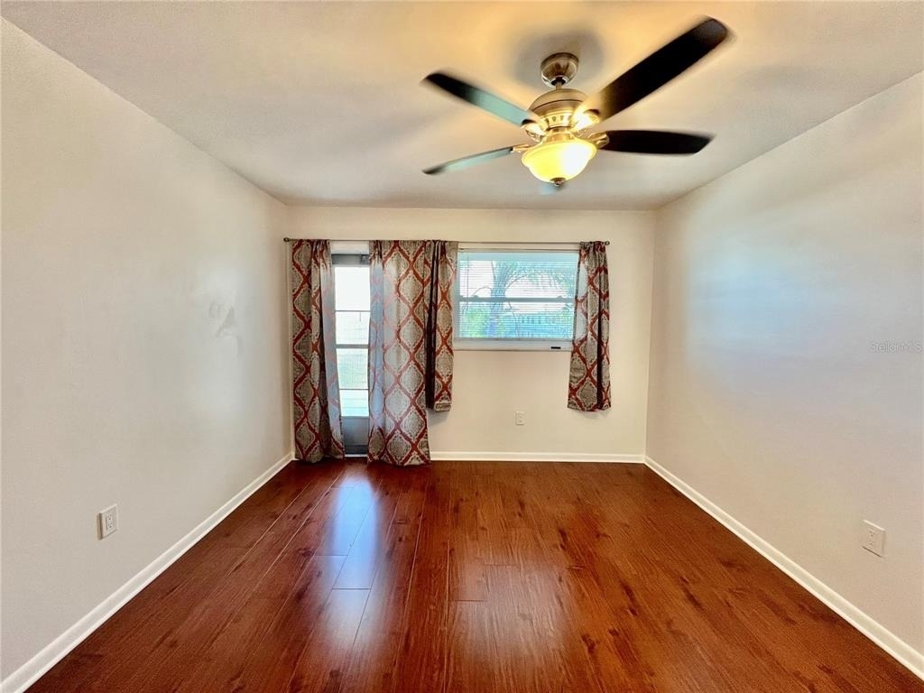 5920 18th Street N - Photo 18