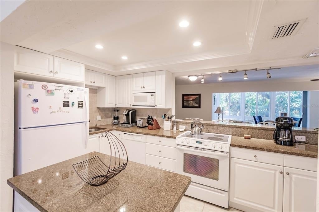 1207 E Peppertree Drive - Photo 12