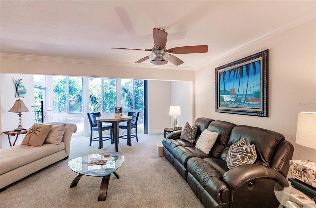 1207 E Peppertree Drive - Photo 4