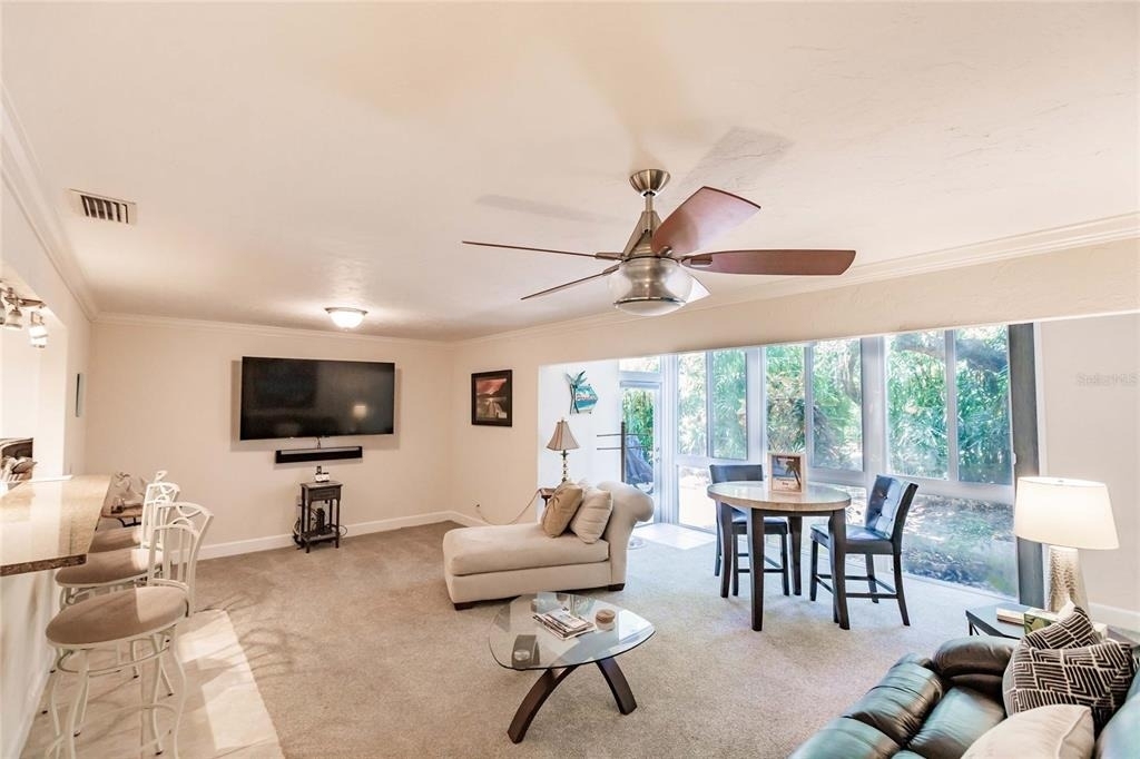 1207 E Peppertree Drive - Photo 3