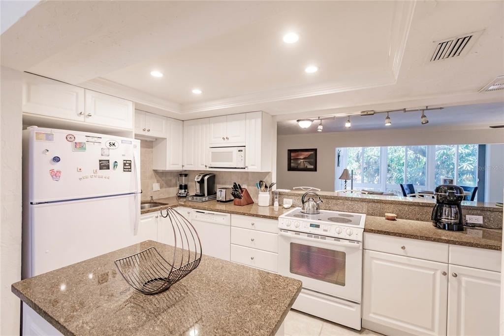 1205 E Peppertree Drive - Photo 12