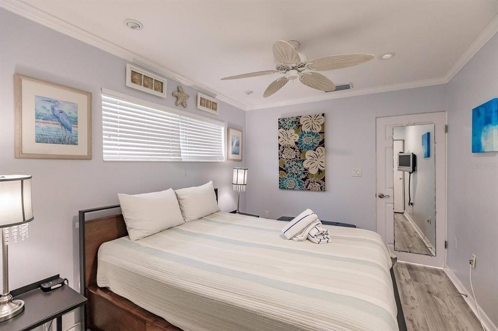 6020 Midnight Pass Road - Photo 15