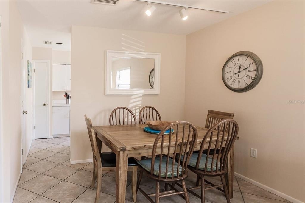 6020 Midnight Pass Road - Photo 9
