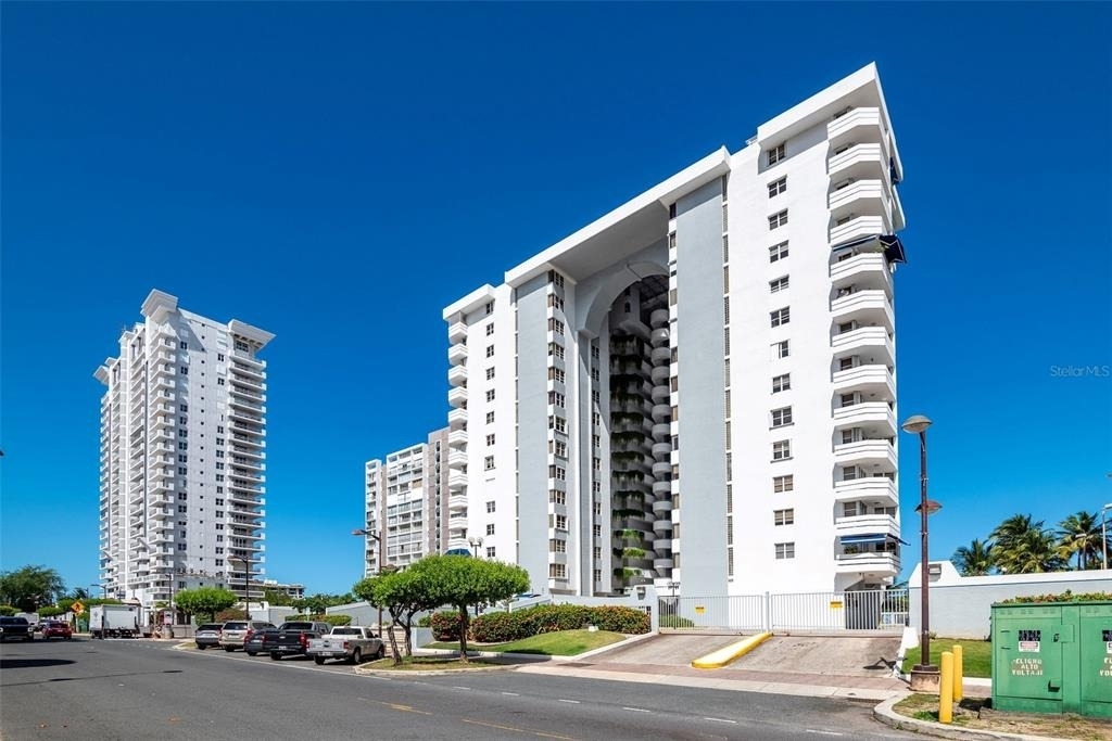 3205 Isla Verde Ave - Photo 1