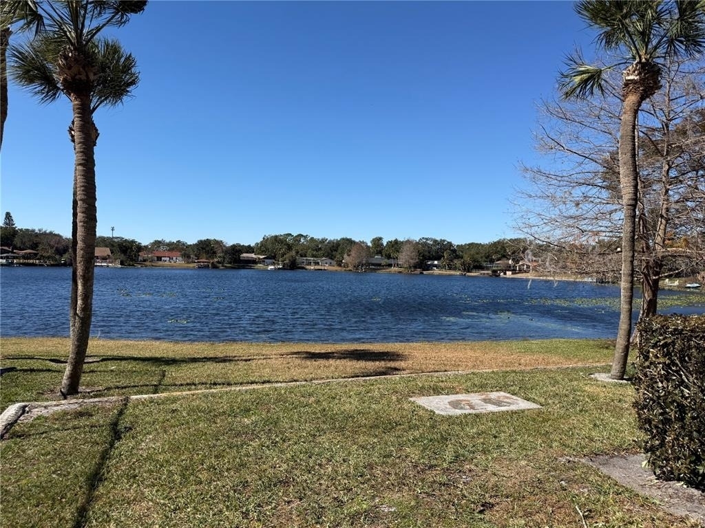914 Lake Destiny Road - Photo 5