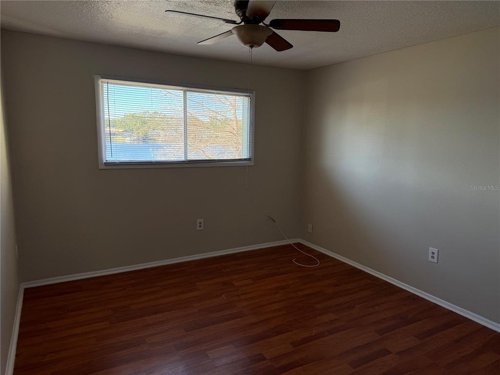 914 Lake Destiny Road - Photo 20