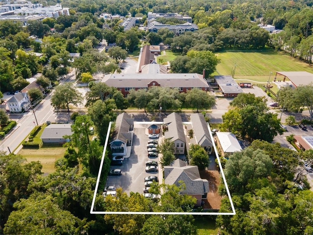 711 Nw 10th Street - Photo 6