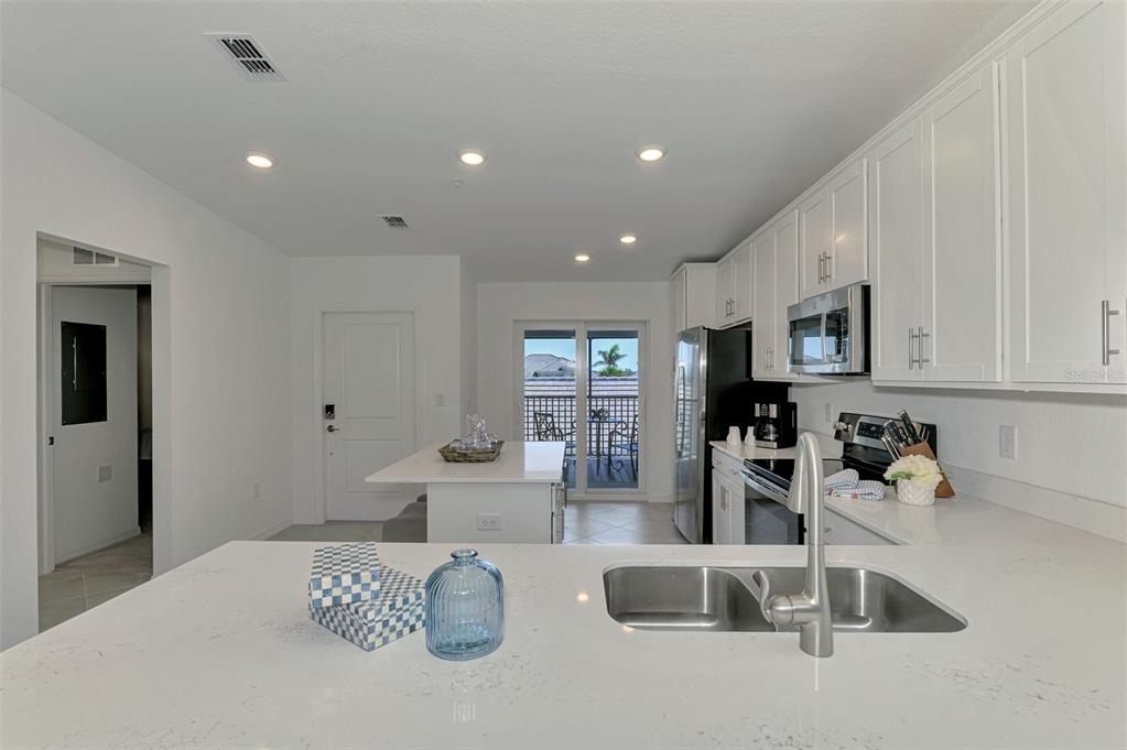 12470 Wellen Golf Street - Photo 6