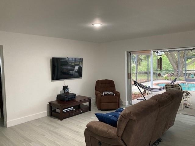 18312 Driggers Avenue - Photo 3