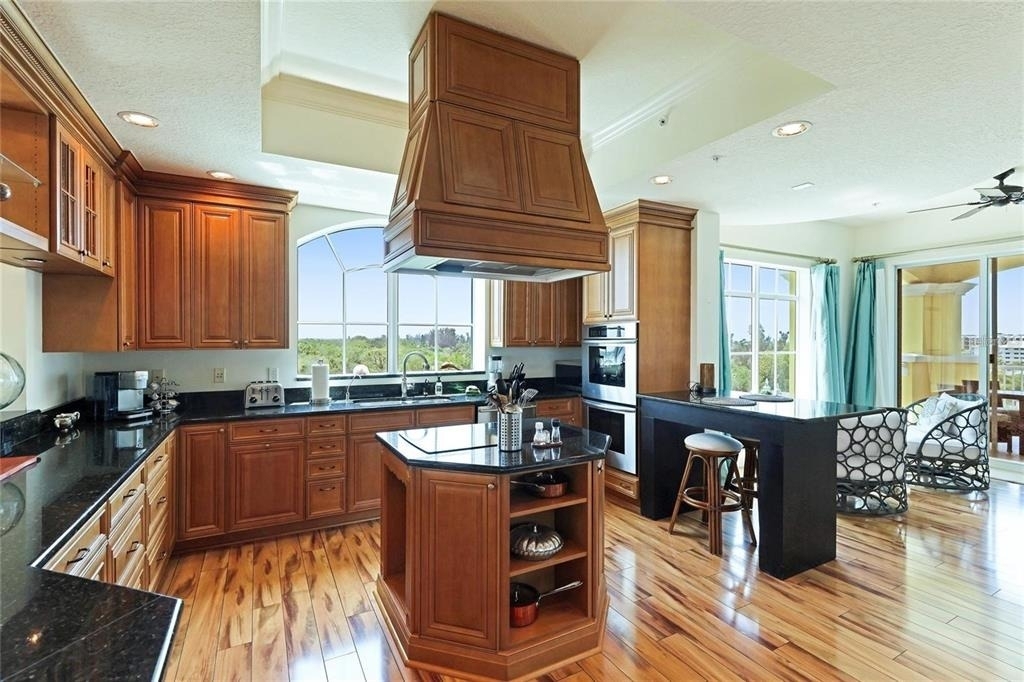 1308 Old Stickney Point Road - Photo 6