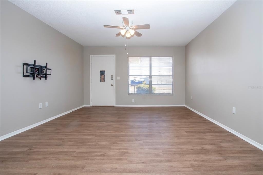802 Buttonwood Drive - Photo 6
