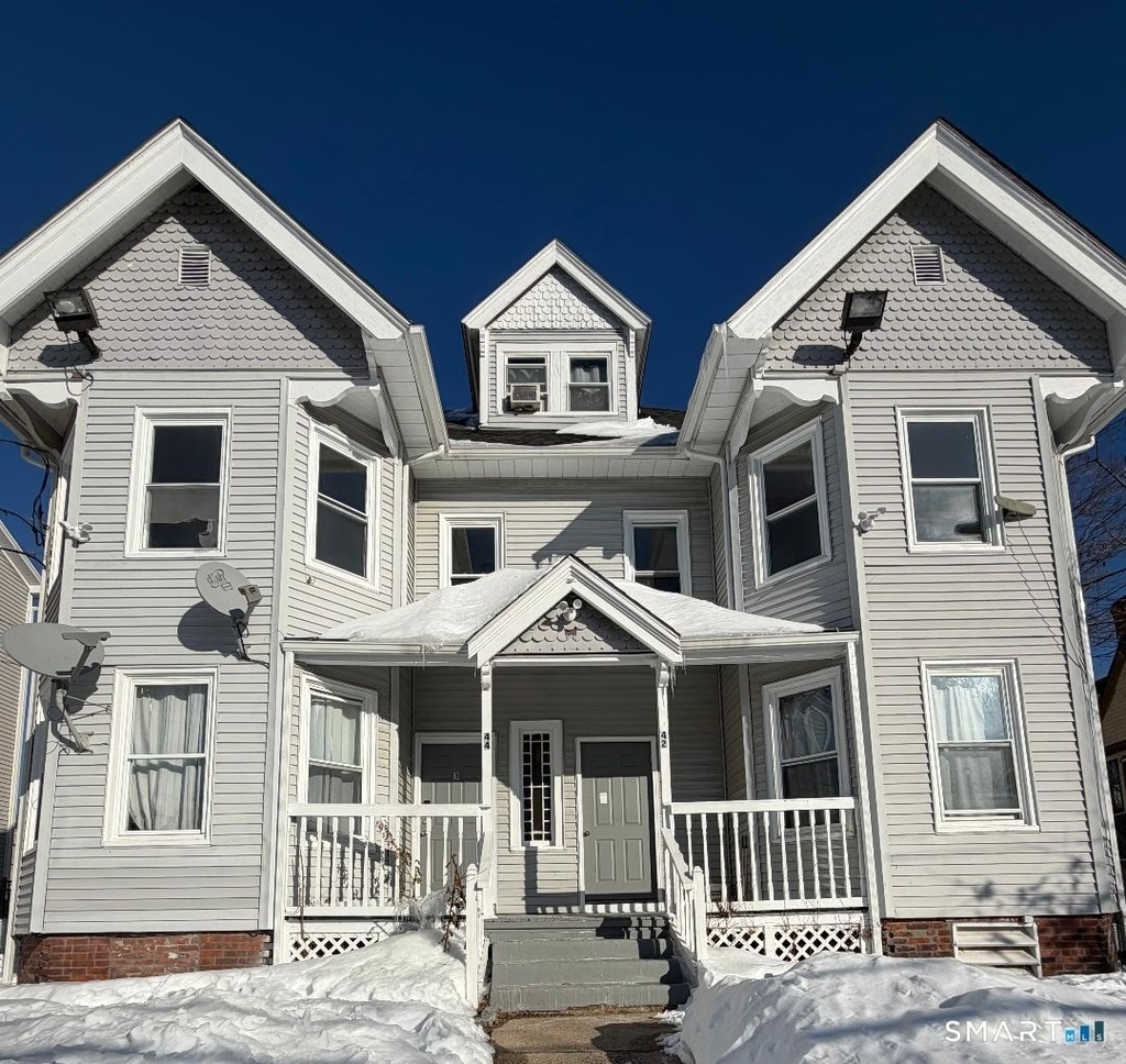 42 Summer Street - Photo 0