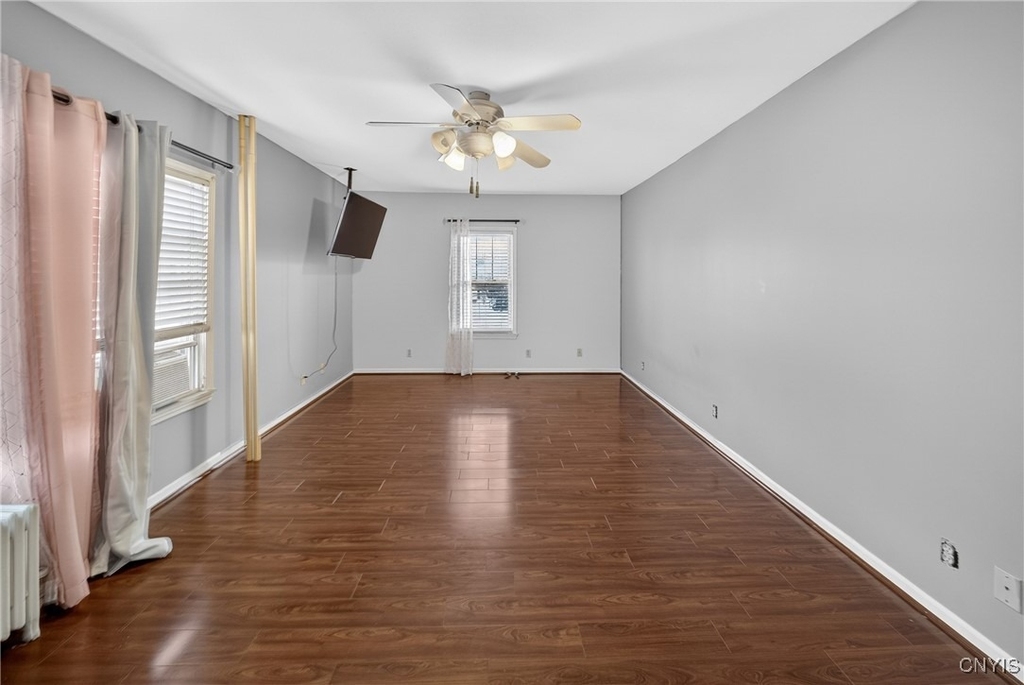 2340 Court St - Photo 18