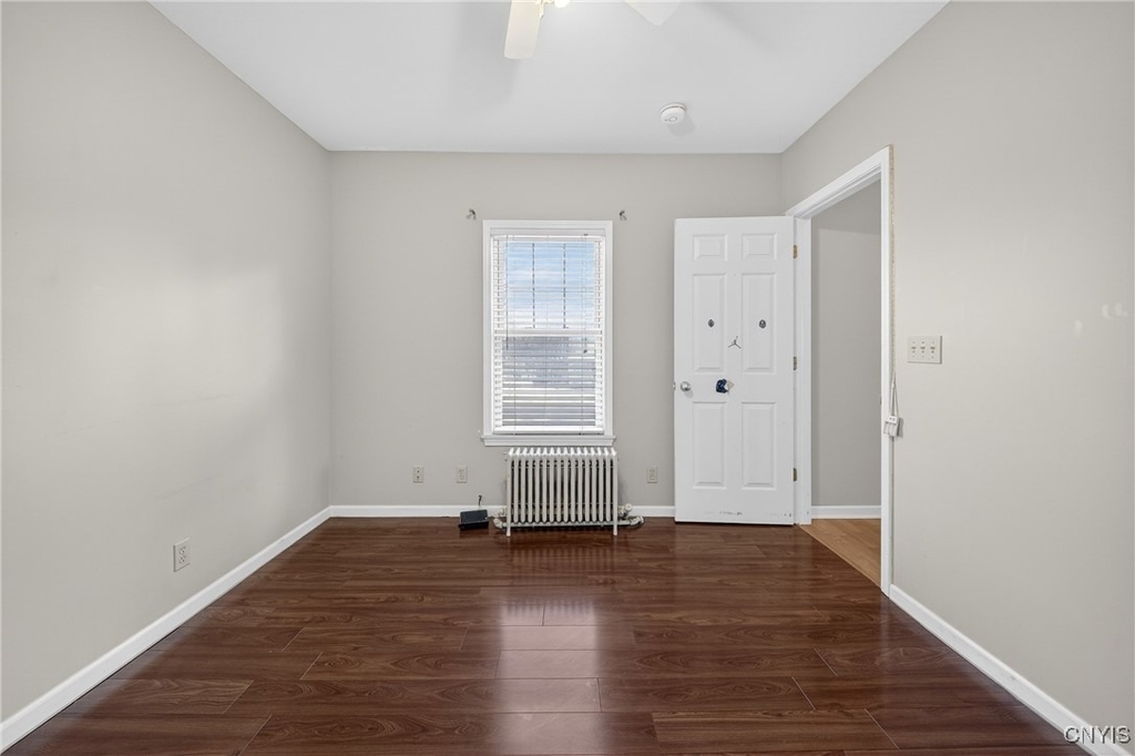 2340 Court St - Photo 25