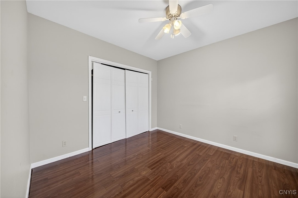 2340 Court St - Photo 24