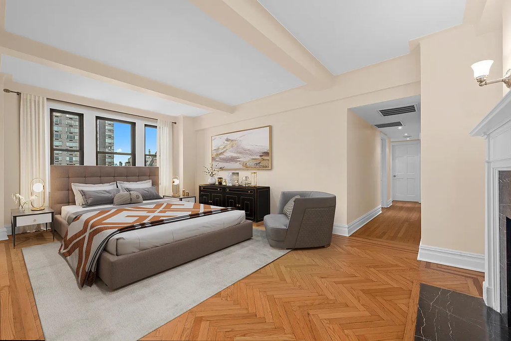 East 68th Street - Photo 4