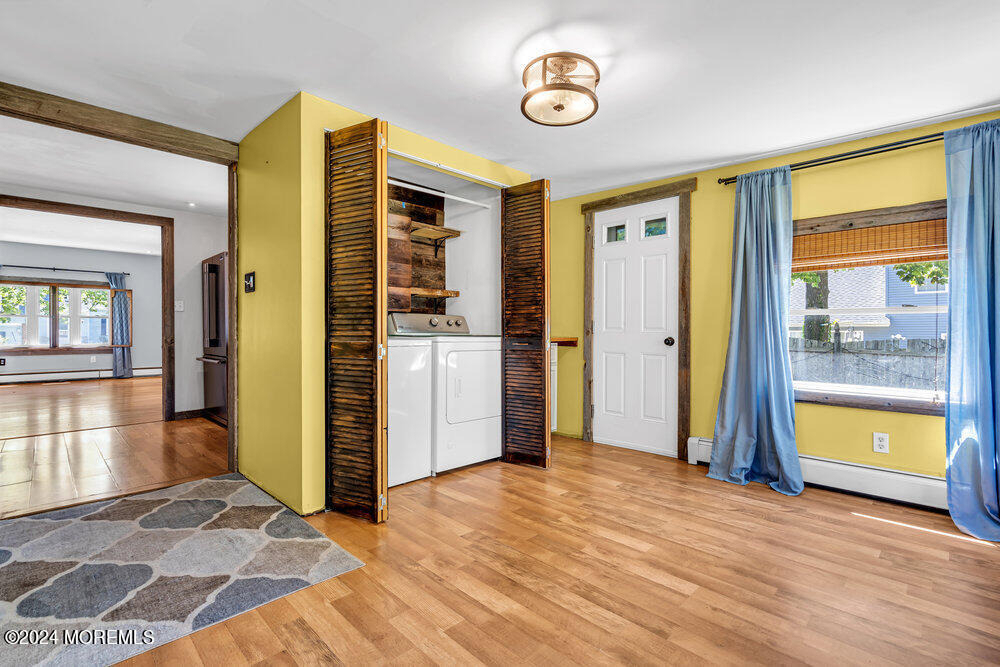 105 Longfellow Avenue - Photo 17