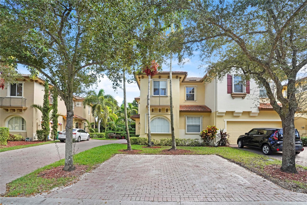 5715 Nw 119th Terrace - Photo 1