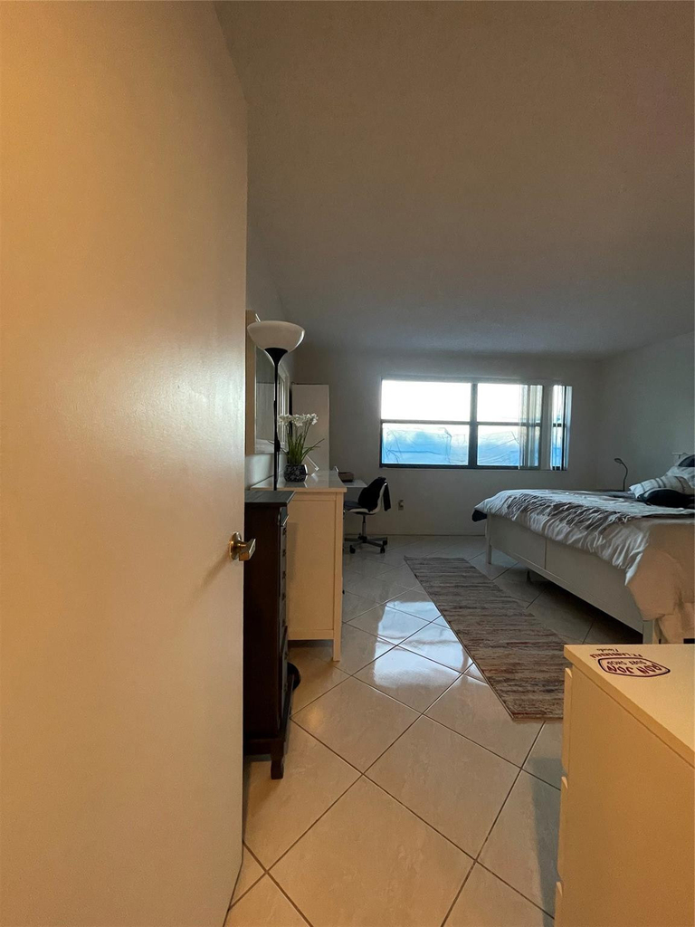 16141 Blatt Boulevard - Photo 31