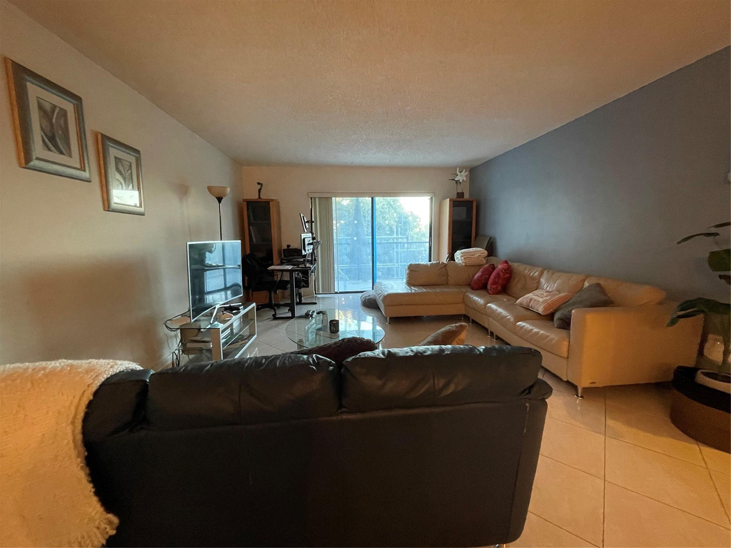 16141 Blatt Boulevard - Photo 17