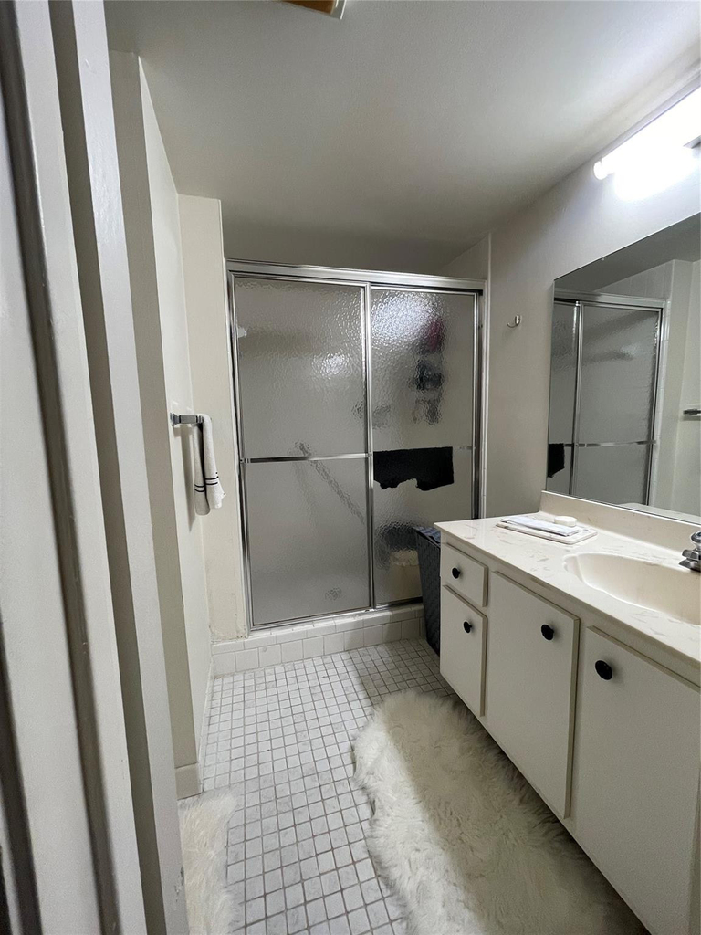 16141 Blatt Boulevard - Photo 19