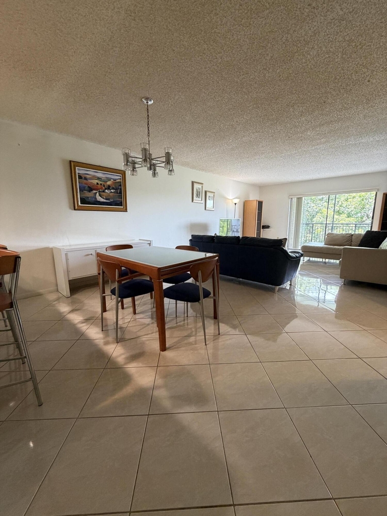 16141 Blatt Boulevard - Photo 15