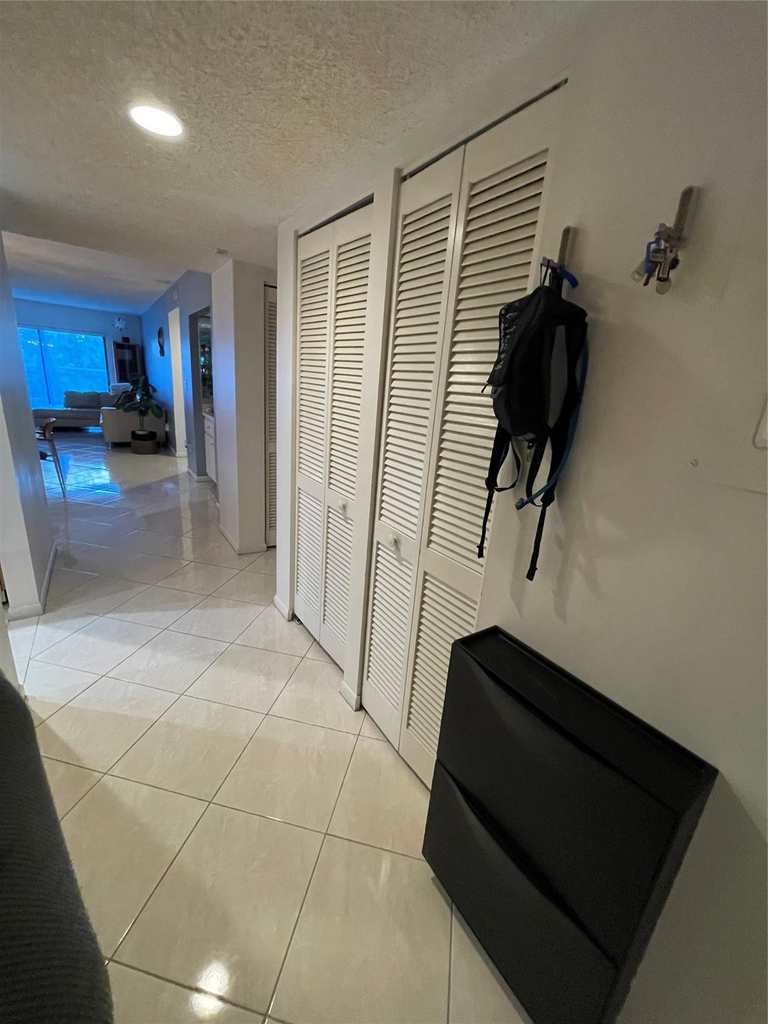 16141 Blatt Boulevard - Photo 16