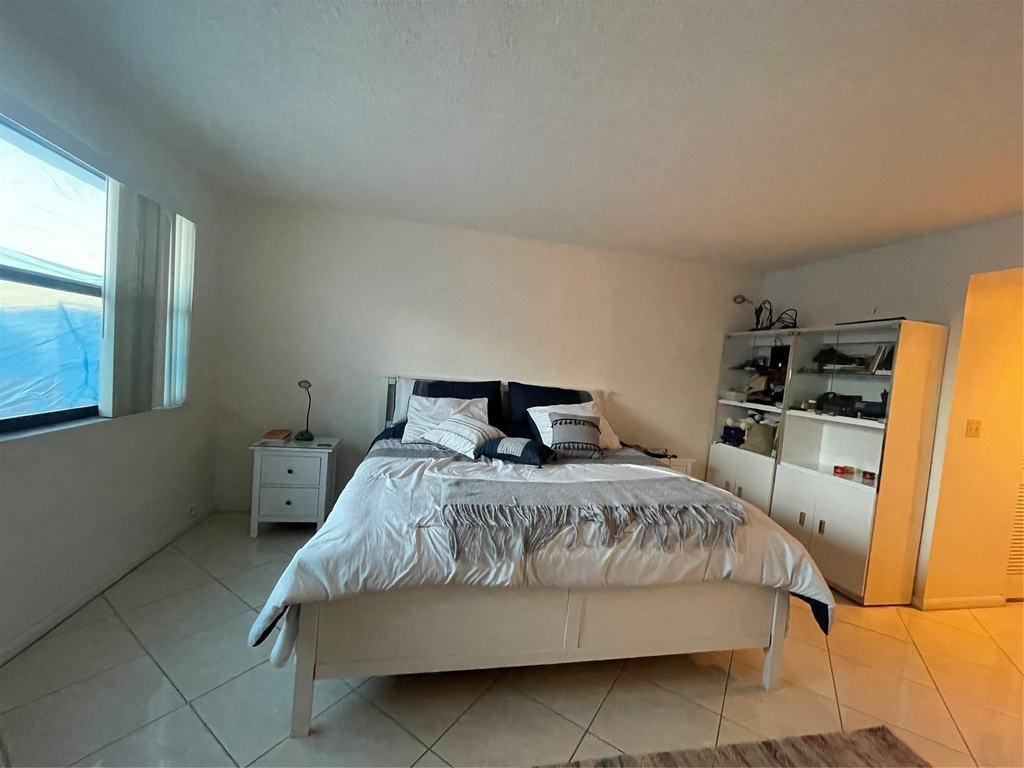 16141 Blatt Boulevard - Photo 33