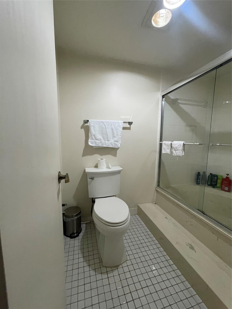 16141 Blatt Boulevard - Photo 37