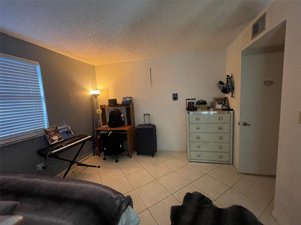 16141 Blatt Boulevard - Photo 28