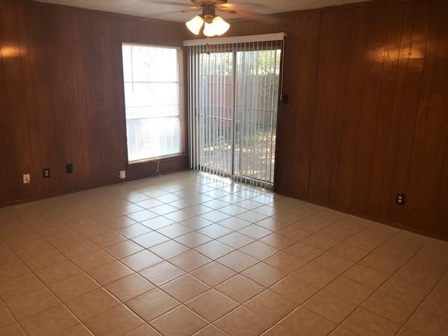 4027 Ovid Avenue - Photo 2