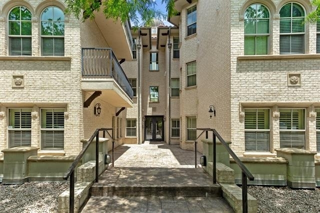 5801 Hillcrest Avenue - Photo 0