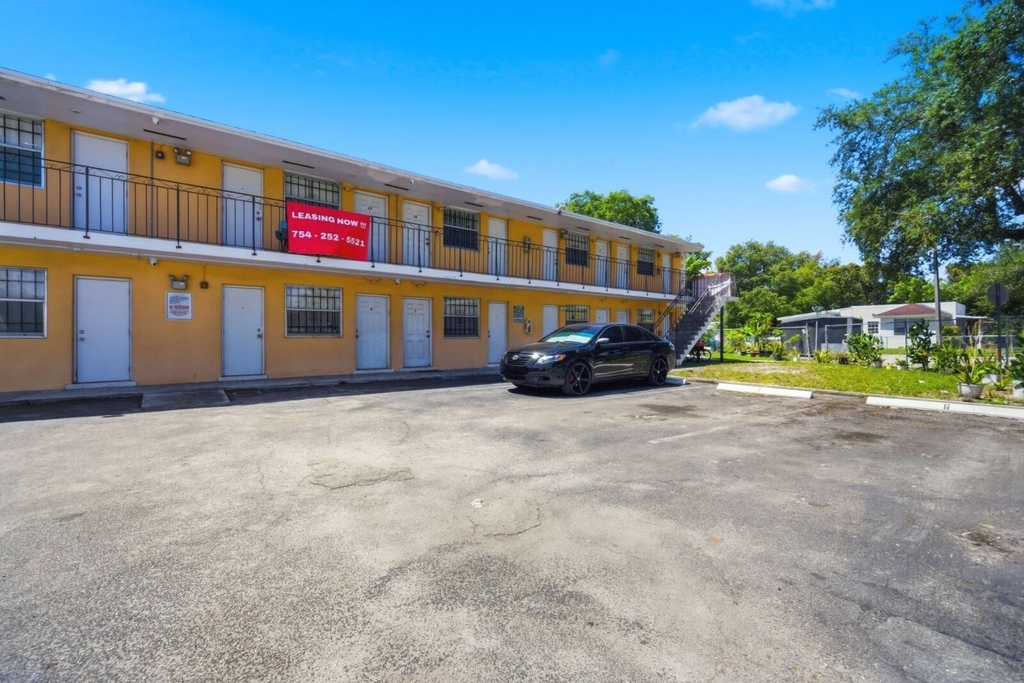 750 Nw 56th Street - Photo 12