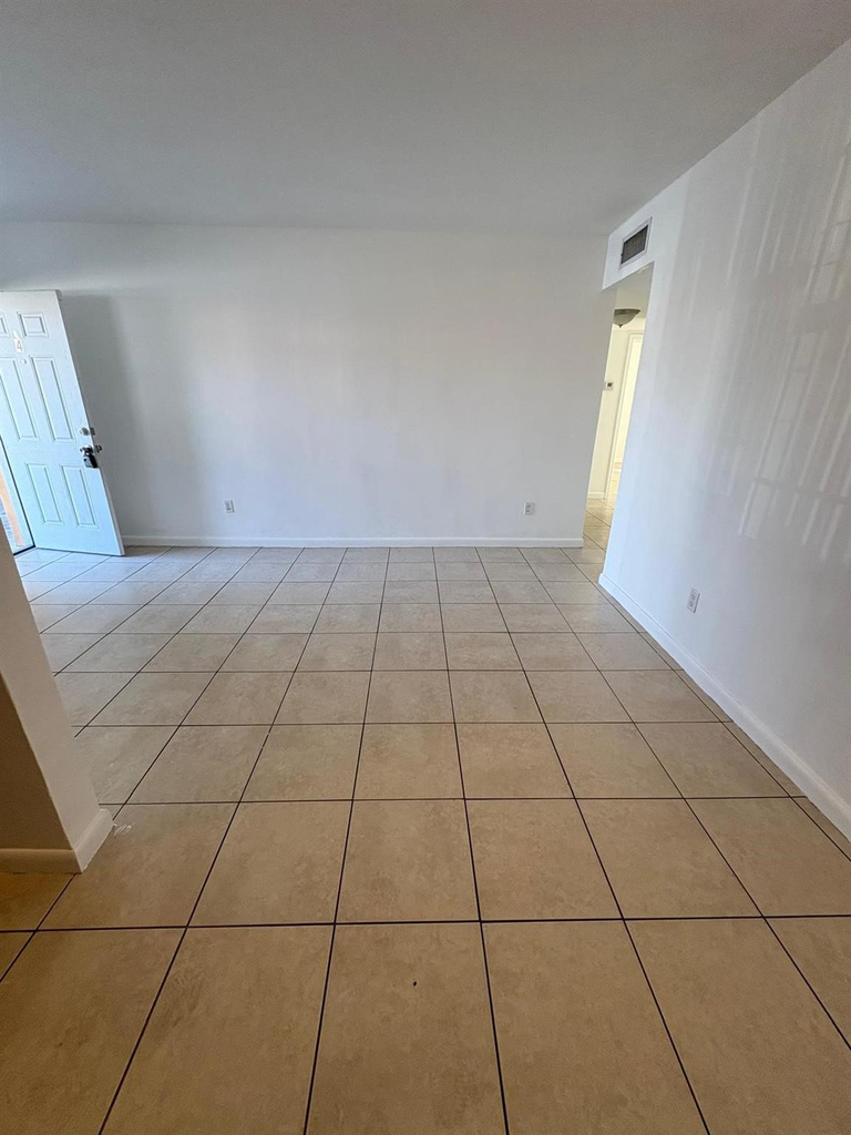 750 Nw 56th Street - Photo 6