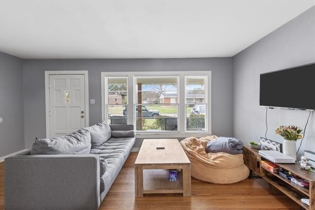 4228 Winfield Avenue - Photo 5
