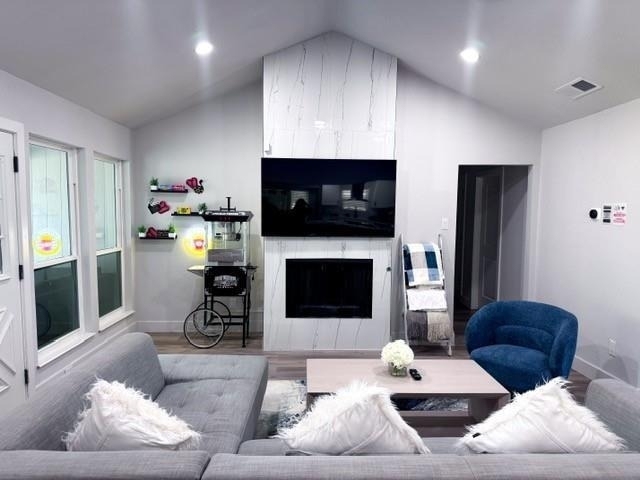 1706 Southampton Drive - Photo 4
