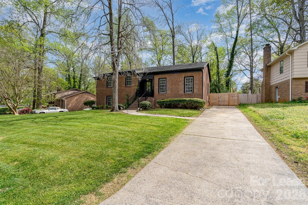 3524 Donovan Place - Photo 3