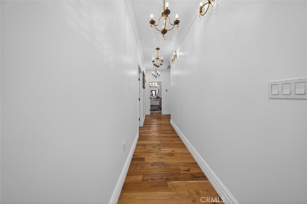 327 Vine - Photo 20