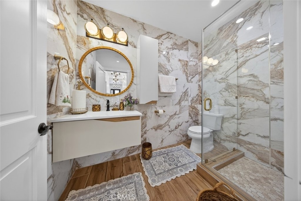 327 Vine - Photo 29