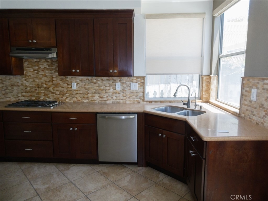 8616 E Silver Ridge - Photo 6