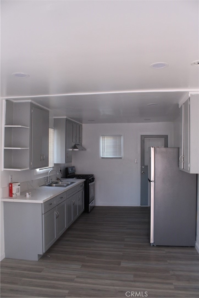 1823 W 45th Street - Photo 1