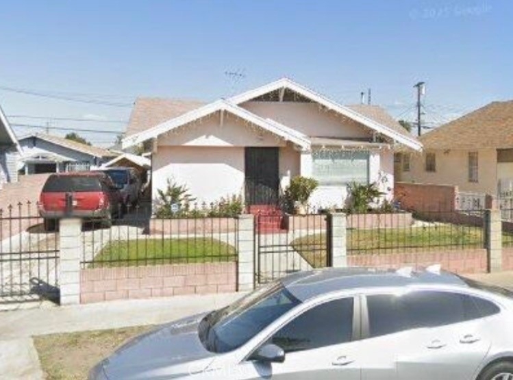 1823 W 45th Street - Photo 0