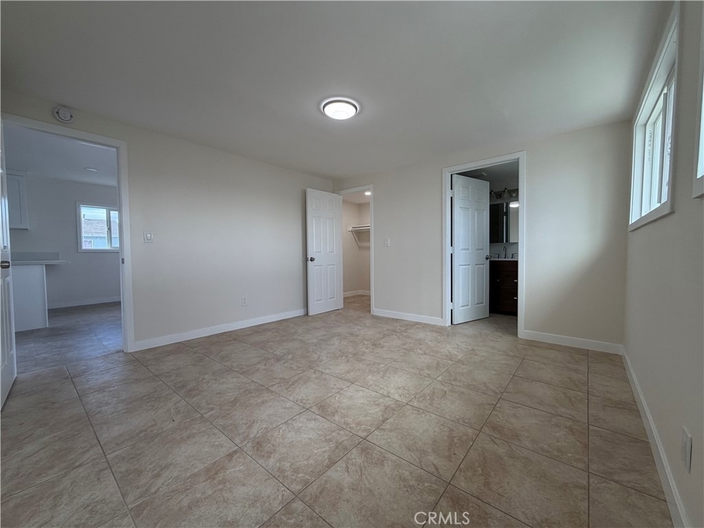 649 E 87th - Photo 15