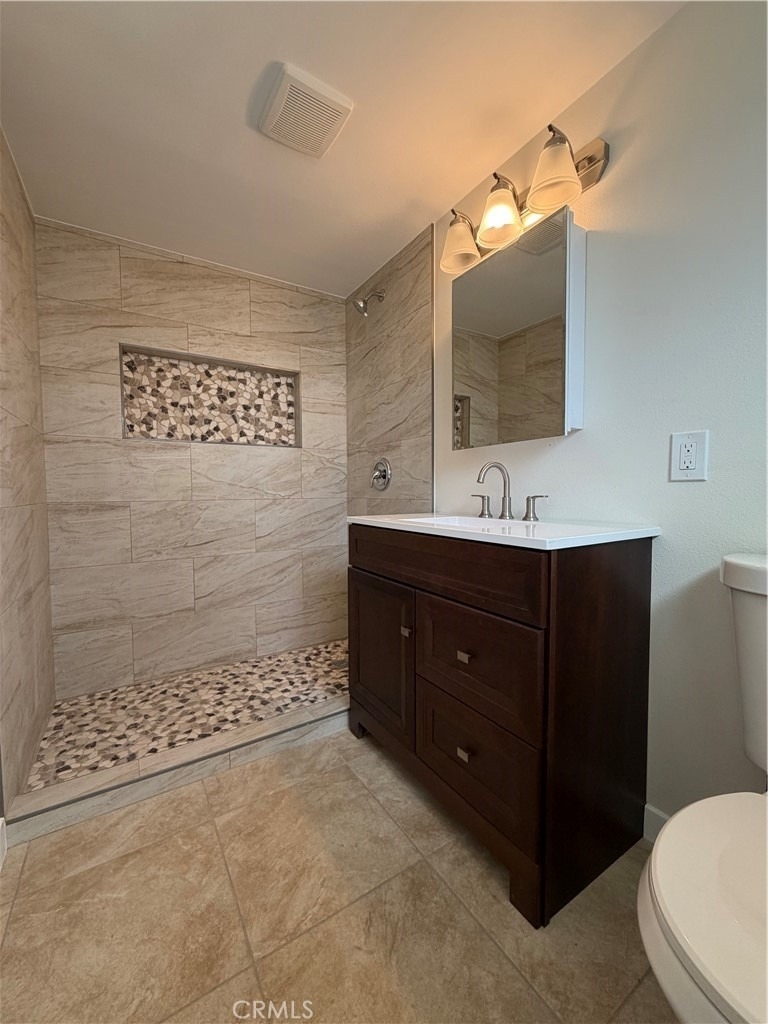 649 E 87th - Photo 12