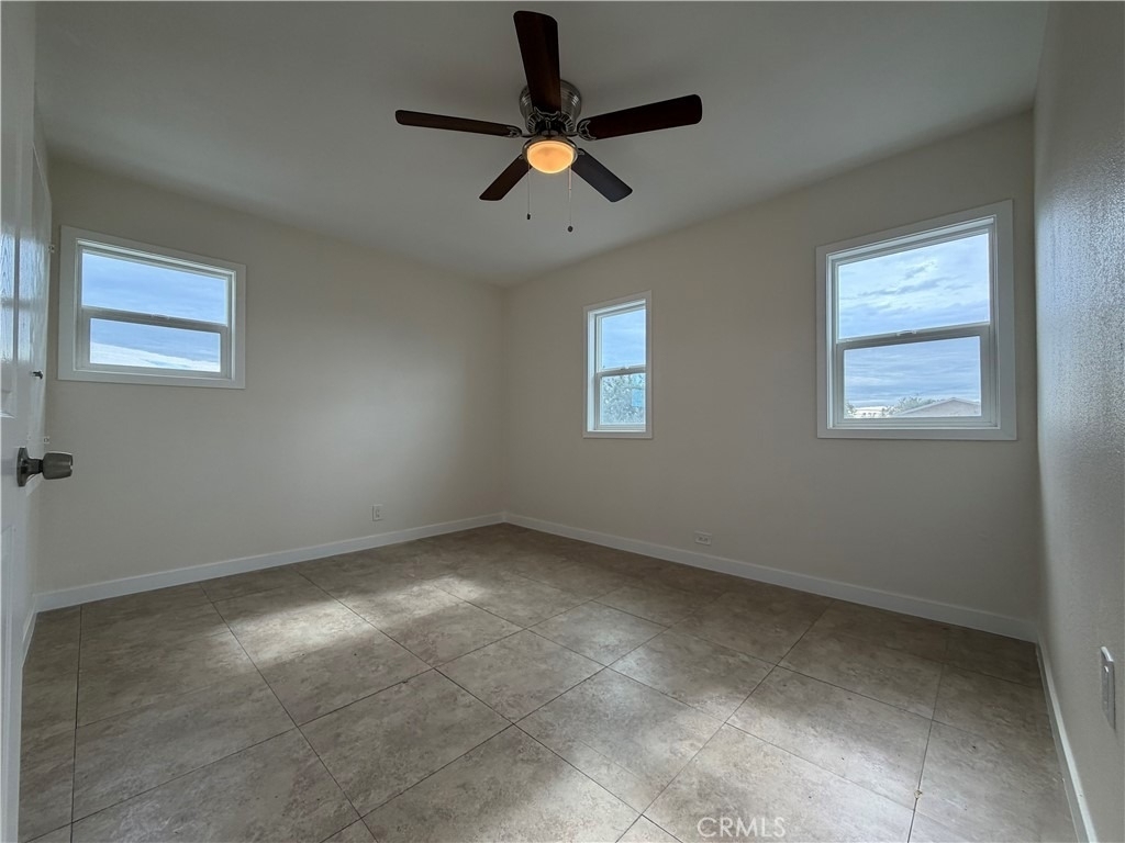 649 E 87th - Photo 5