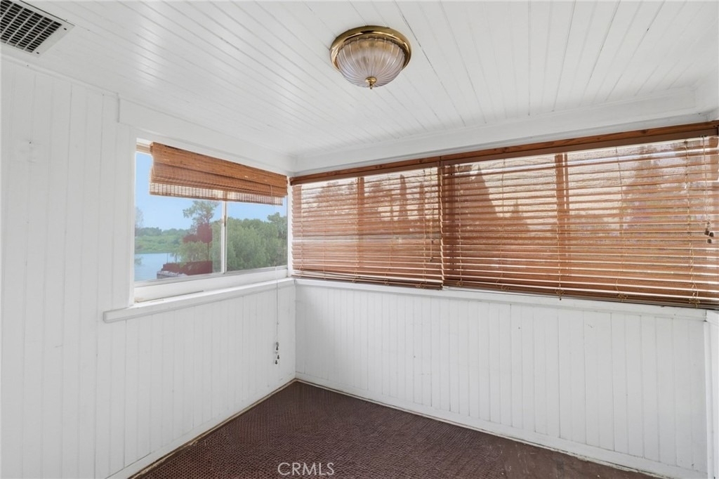1200 Cedar Avenue - Photo 32