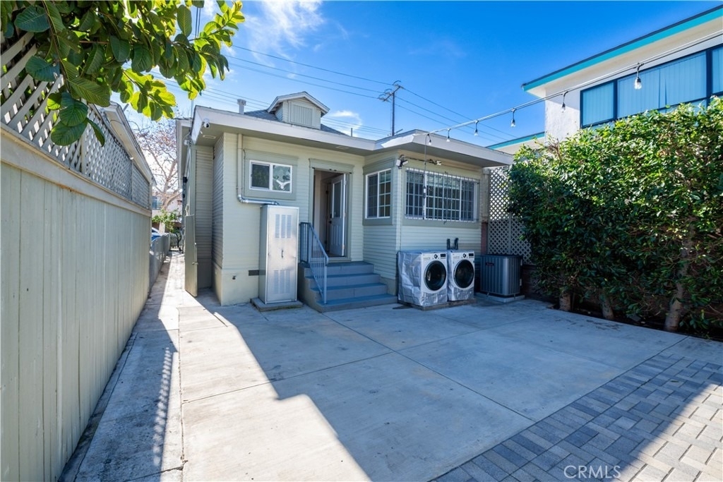 1275 W 23rd - Photo 34