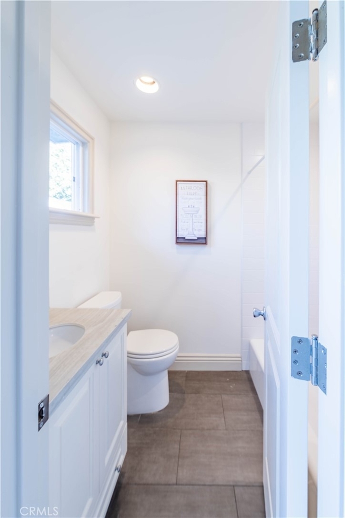 1275 W 23rd - Photo 21
