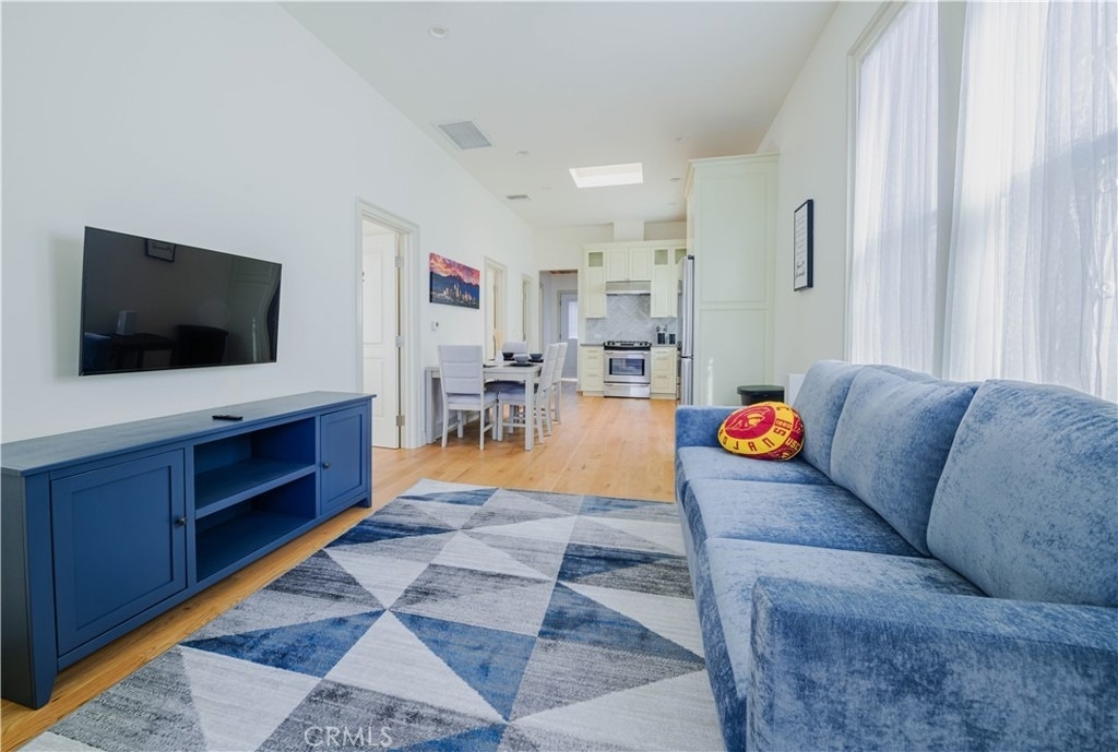 1275 W 23rd - Photo 7