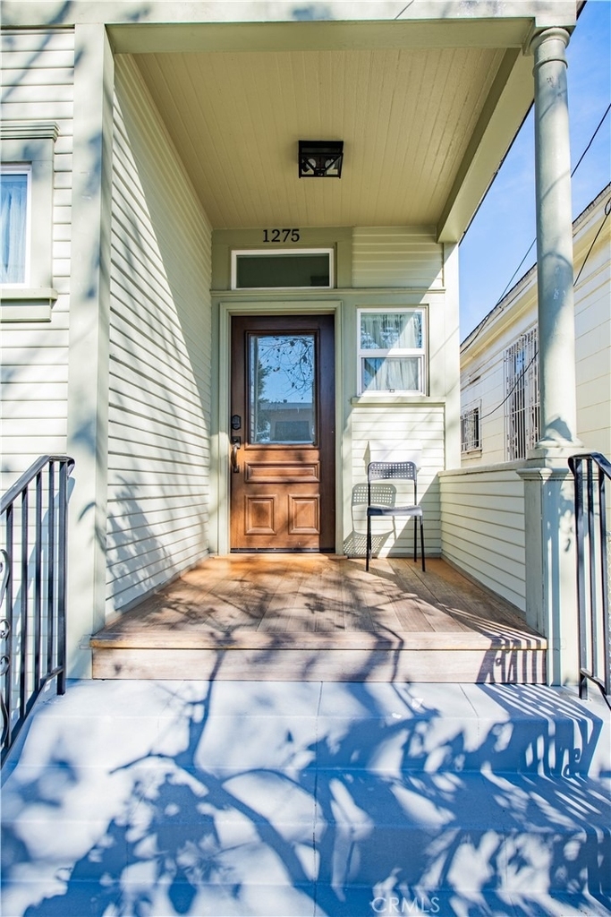 1275 W 23rd - Photo 2